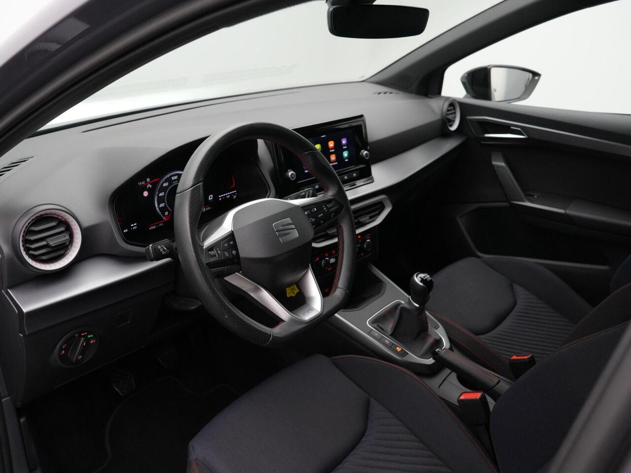 Seat IBIZA 1.0 EcoTSI 115 pk FR Anniversary | Panoramadak | Parkeersensoren voor/achter | Virtual Cockpit | Carplay | Climatronic