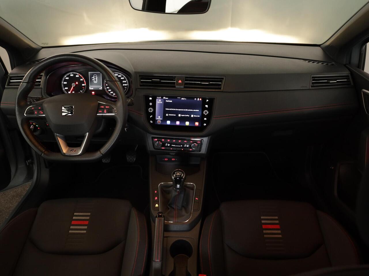 Seat IBIZA 1.0 EcoTSI FR Business Intense 95 pk | Navigatie | Parkeersensoren | Achteruitrijcamera | Apple Carplay/Android Auto | BEATS audio |