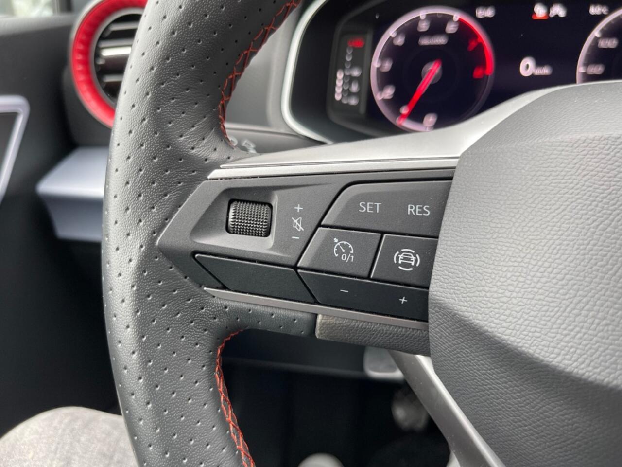 Seat IBIZA 1.0 TSI 110 pk FR Business - LED - Navi/Applecarplay/Android