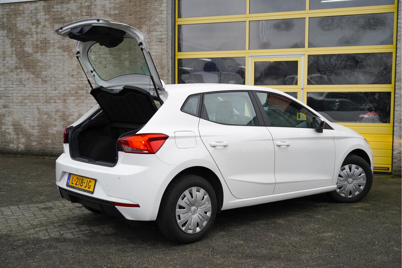 Seat IBIZA 1.0 TSI 5drs Style BJ2021 Pdc | App-Connect | Climate control | Cruise control | Getint glas