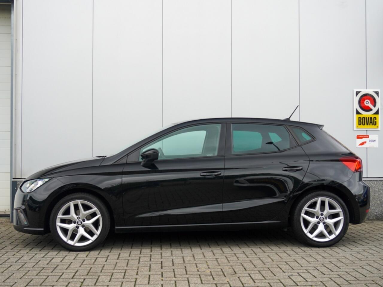 Seat IBIZA 1.0 TSI FR BnsInt. Navigatie | CarPlay | Park. sensoren | Camera