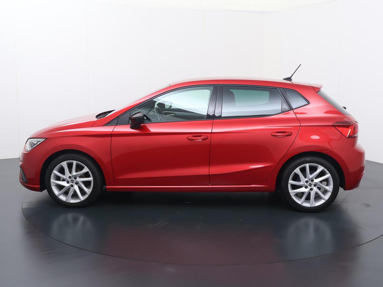 Seat IBIZA 1.0 EcoTSI FR | 95 PK | Cruise control | Climate control | Apple Carplay/Android Auto |