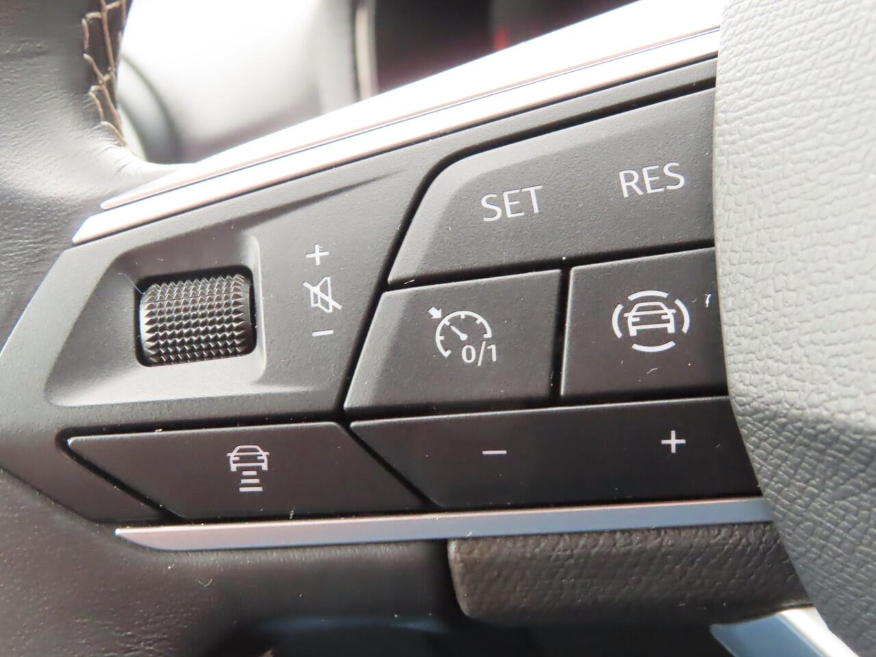 Seat IBIZA 1.0 EcoTSI Style Business Connect | full led | camera | automatische airco | parkeersensoren voor + achter