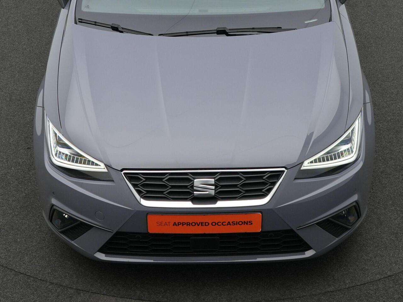 Seat IBIZA 1.0 EcoTSI 115 pk FR Anniversary | Panoramadak | Parkeersensoren voor/achter | Virtual Cockpit | Carplay | Climatronic