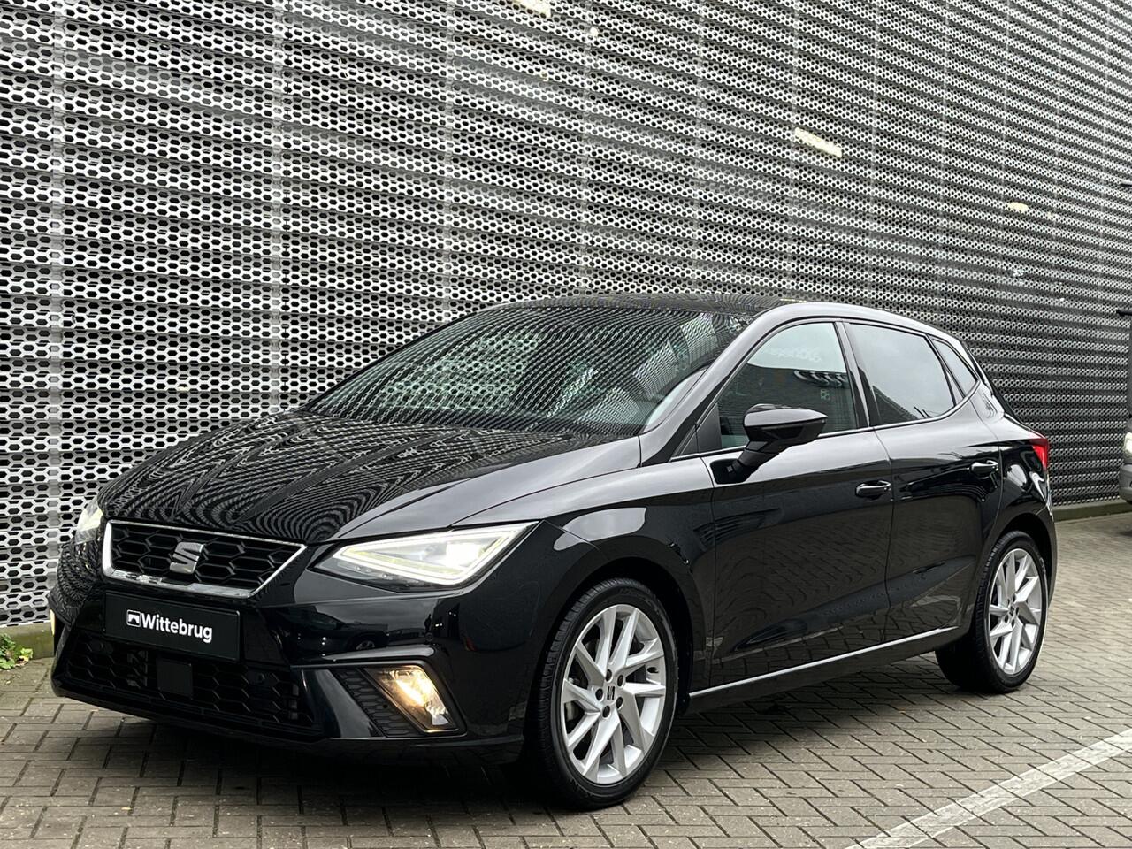 Seat IBIZA 1.0 TSI 110PK FR / Facelift / Digitale Cockpit / Panoramadak / Led / Achteruitrijcamera / Lane Assist / Beats Audio