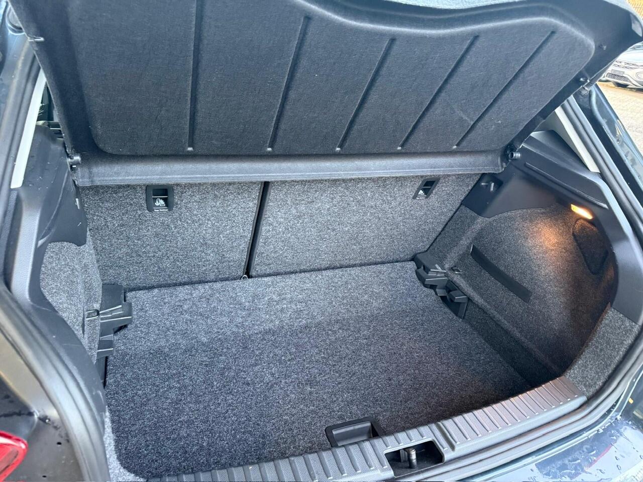 Seat IBIZA 1.0 EcoTSI Style Online /Led Koplampen / 16 Inch / PDC / Apple Carplay