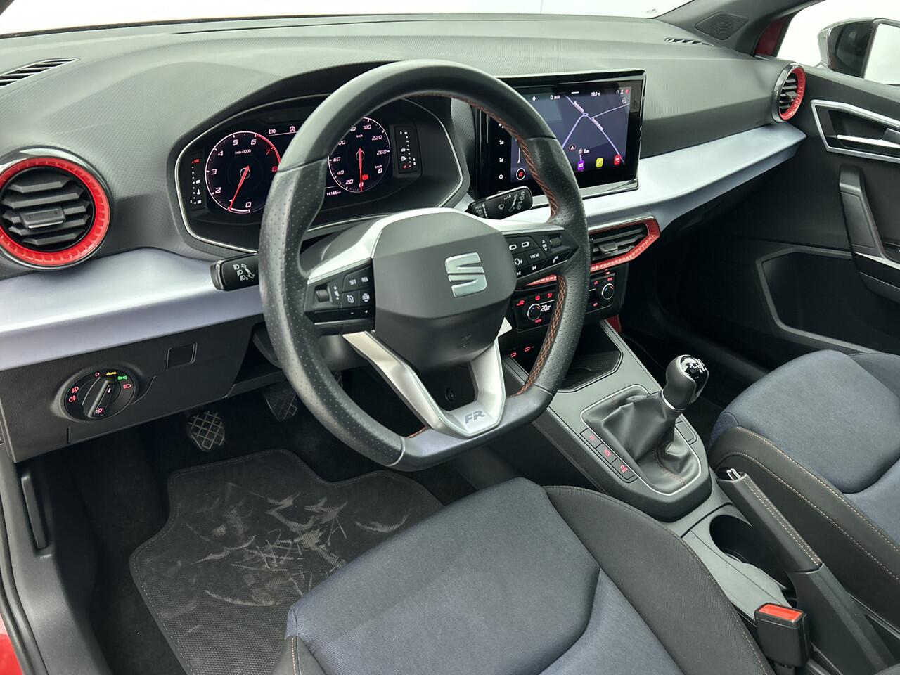 Seat IBIZA 1.0 EcoTSI FR Anniversary Pano, 18 Inch, Camera, Carplay