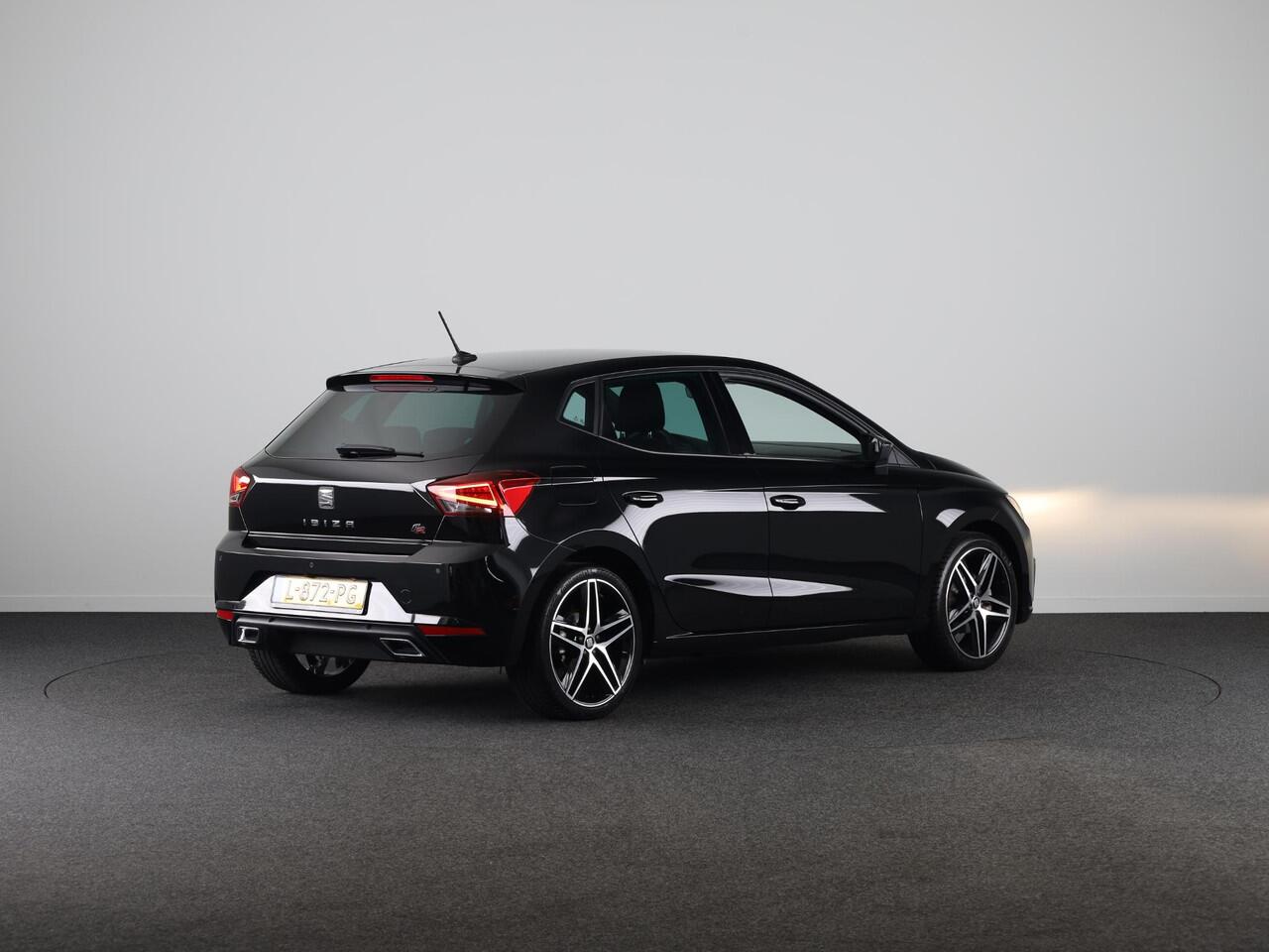 Seat IBIZA 1.0 EcoTSI FR 110 pk | Navigatie | Parkeersensoren | Achteruitrijcamera | Autom. airco | Apple Carplay/Android Auto |