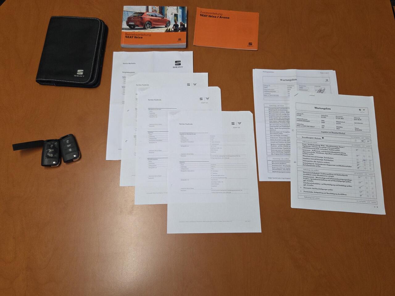 Seat IBIZA 1.0 TSI FR 116PK Business Intense PANORAMADAK|ADAPTIVE CRUISE CONTROL|CAMERA|CARPLAY|NAVIGATIE|STOELVETWARMING|18 INCH|DEALER ONDERHOUDEN Maandag tot Vrijdag geopend van 09.00 uur tot 20.00 uur en Zaterdag van 09.00 tot 18.00 uur