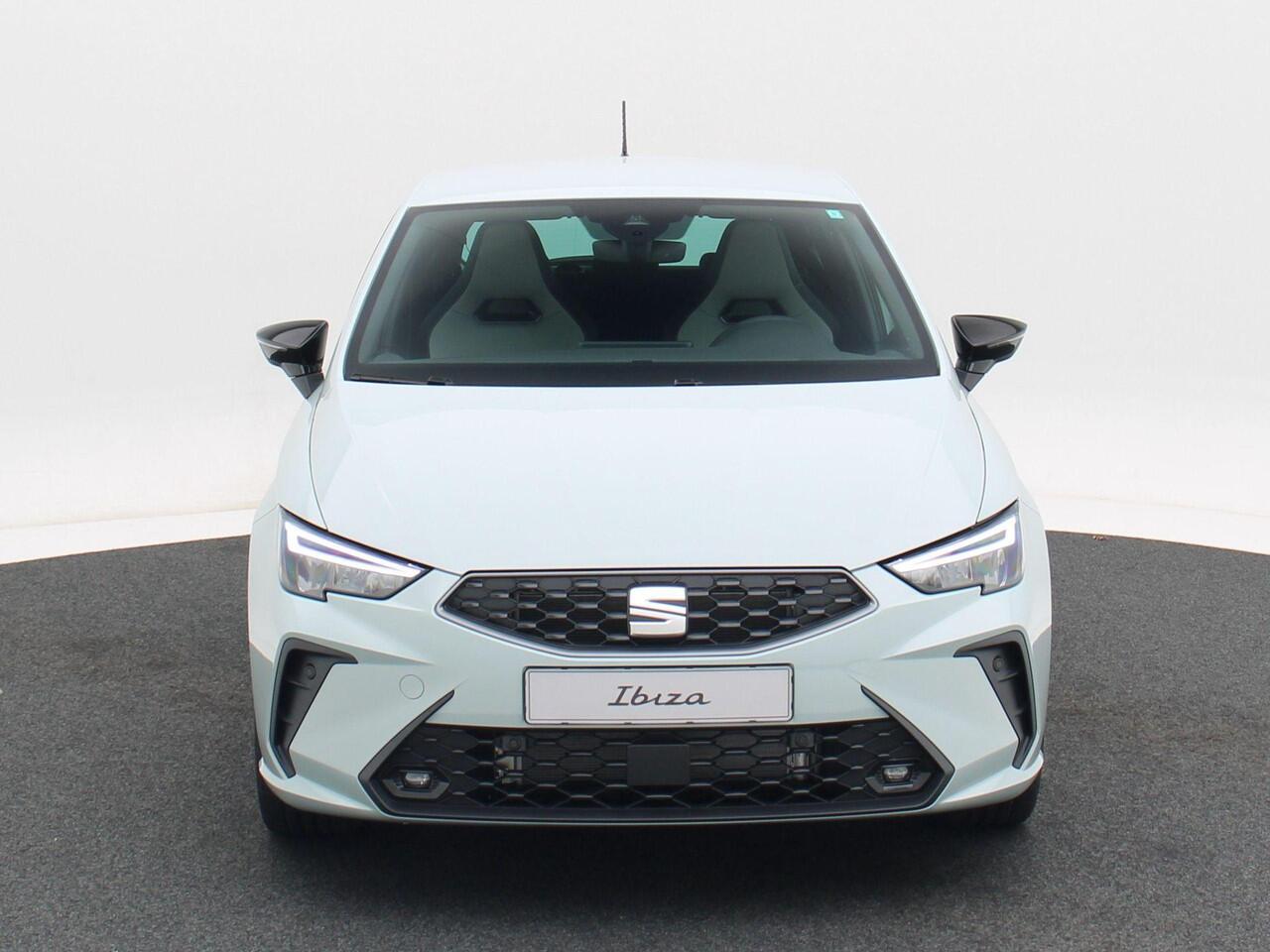 Seat IBIZA FR Business Connect 1.0 TSI 95 PK | Achteruitrijcamera | Cruise control | Stoelverwarming | Adaptive cruise control