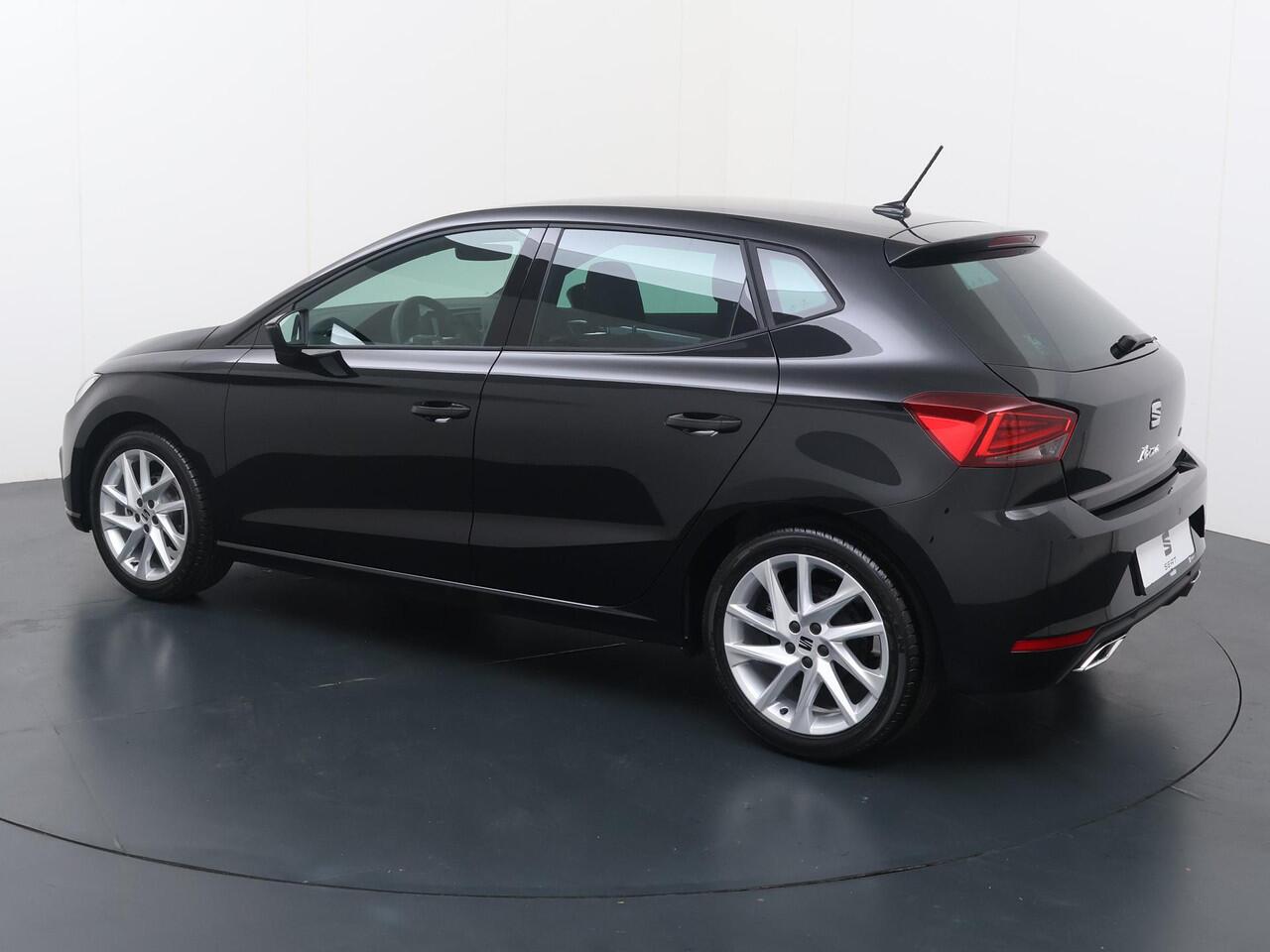 Seat IBIZA FR Business Connect 1.0 70 kW / 95 pk EcoTSI Hatch