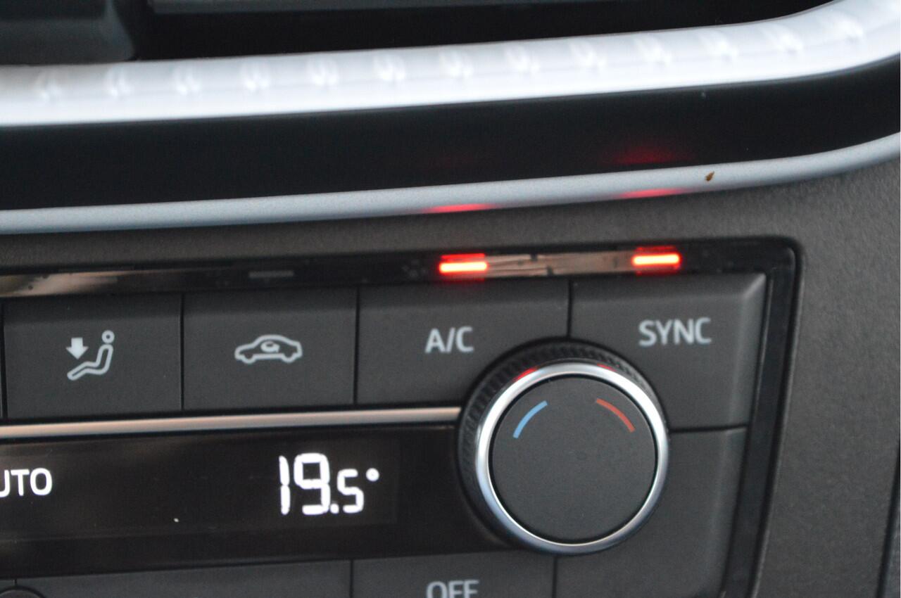 Seat IBIZA 96PK TSI Style NL-Auto / Apple,android / Led kopl. / Clima