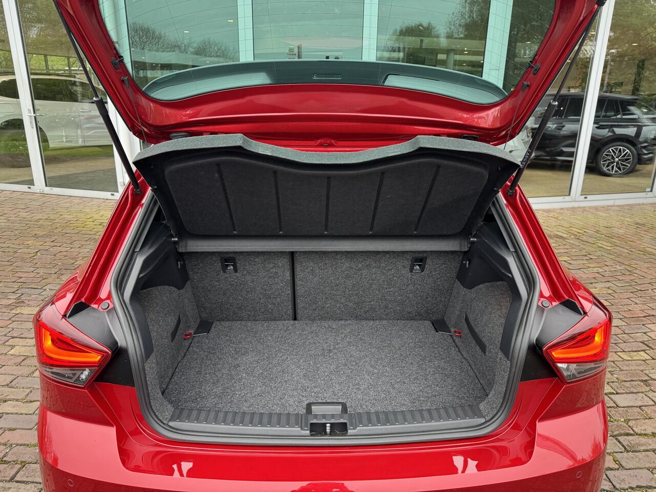 Seat IBIZA 1.0 TSI FR Black Edition Apple CarPlay | Camera | Keyless