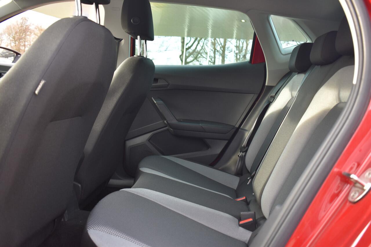 Seat IBIZA 1.0 TSI Style Business Intense 1e Eigenaar | Camera | Trekhaak | Navigatie | 12 mnd BOVAG garantie | Whatsapp 06-53188999