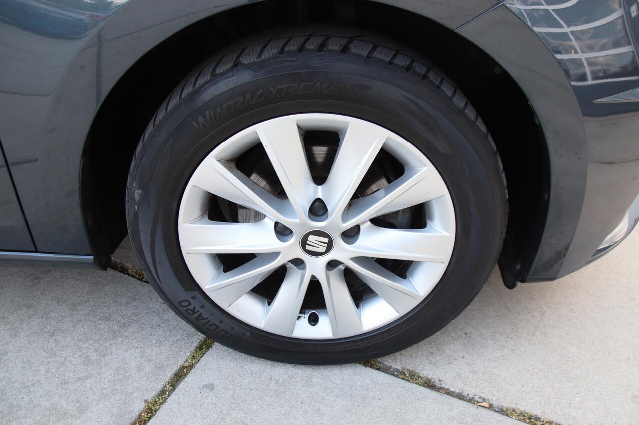 Seat LEON 1.0 EcoTSI Style Business Intense Carplay, 2x PDC, NL Auto Aanbieding!