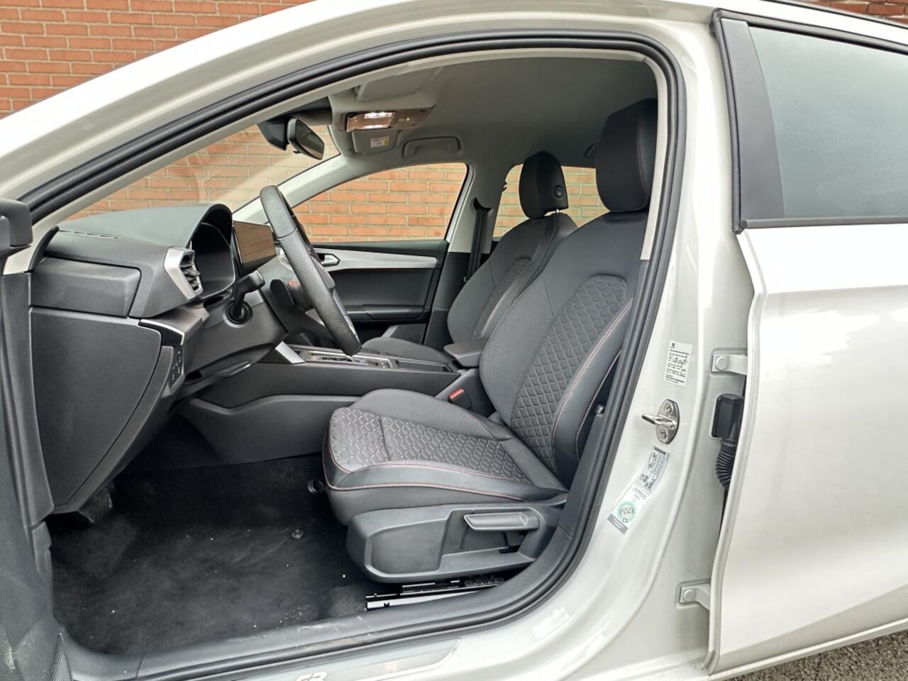 Seat LEON Sportstourer 1.4 TSI eHybride PHEV FR Business Intense 225PK SOH 94%