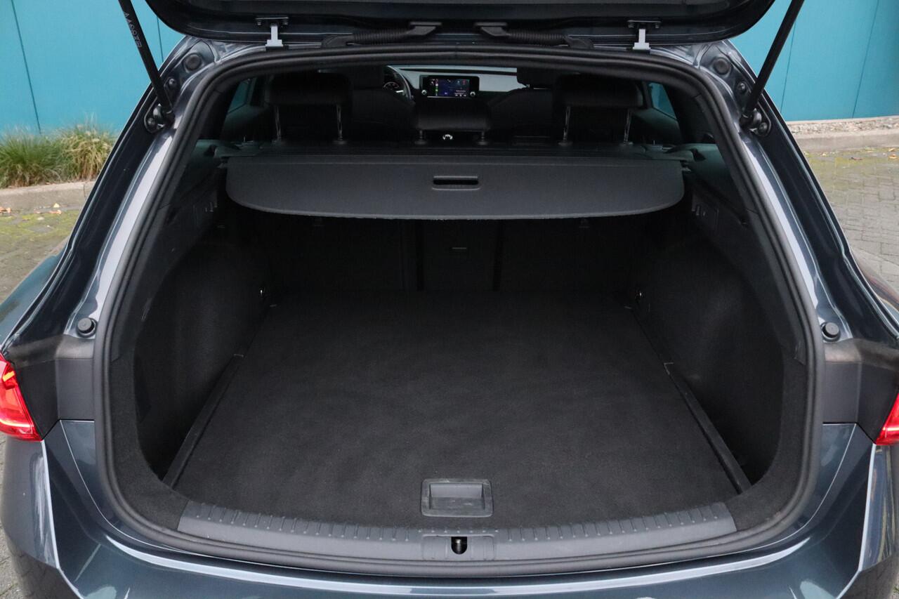 Seat LEON Sportstourer 1.5 TSI 150 PK FR CARPLAY|CRUISE|DIGI.DASHB|LED|DAB|PDC|18'LMV|PDC 1'EIG