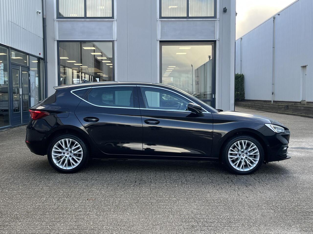 Seat LEON 1.4 TSI eHybrid PHEV Xcellenge | Navi/Adapt.Cruise/Clima/Stoel+Stuurverw./17"/Apple CarPlay/El.Best.Stoel+Memory/Afn.Trekhaak