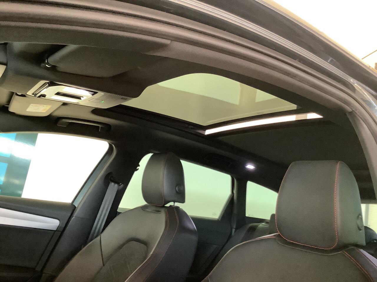 Seat LEON Sportstourer 1.4 TSI eHybrid PHEV FR Panodak, camera