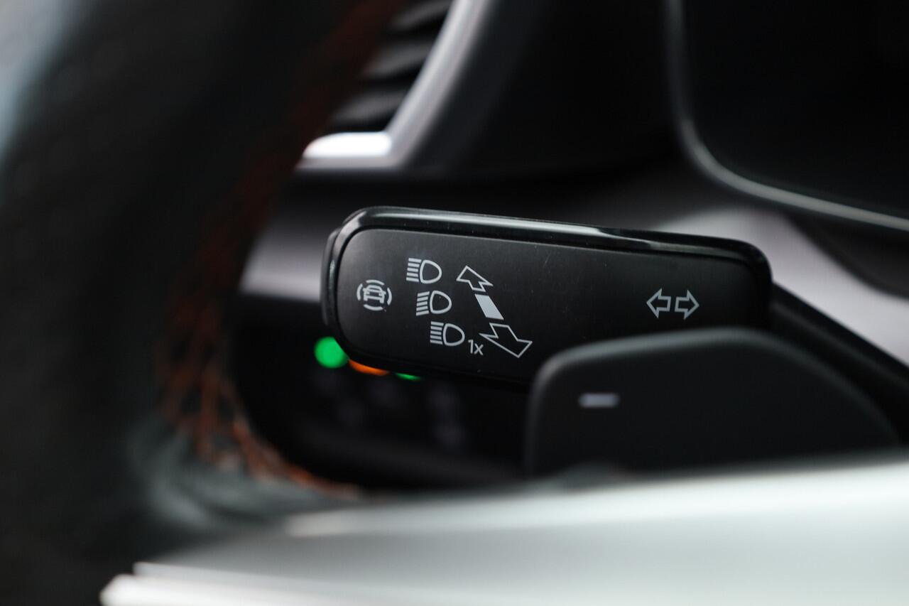 Seat LEON Sportstourer 1.4 TSI eHybrid PHEV FR Business Intense | Navi | Adapt. Cruise | CarPlay | Stoel-Stuurverw. | Camera | Keyless