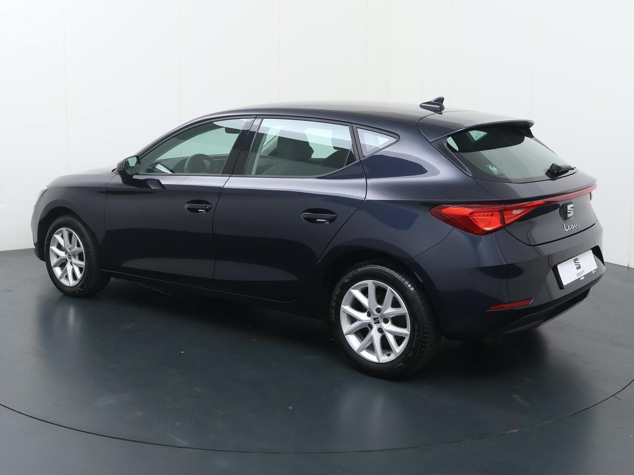 Seat LEON 1.0 eTSI Style | 110 PK | Automaat | LED verlichting | Climate control |