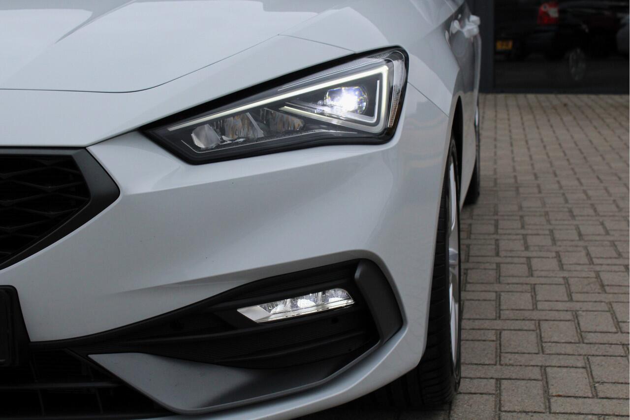 Seat LEON Sportstourer 1.5 TSI 130pk FR Business 13872KM!