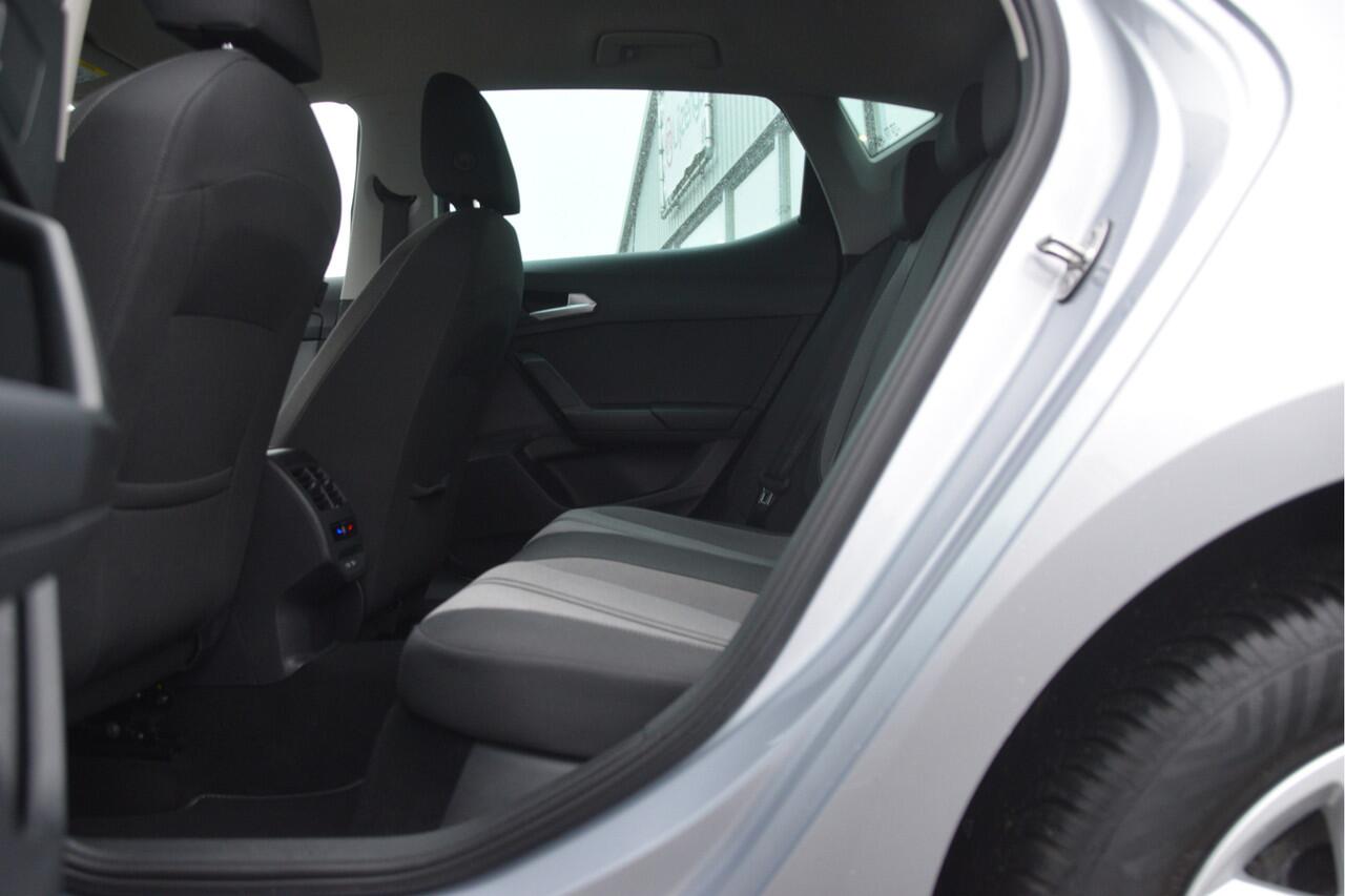 Seat LEON 1.0 TSI Style Business Intense Carplay | LED | DAB | Camera | LMV | Keyless