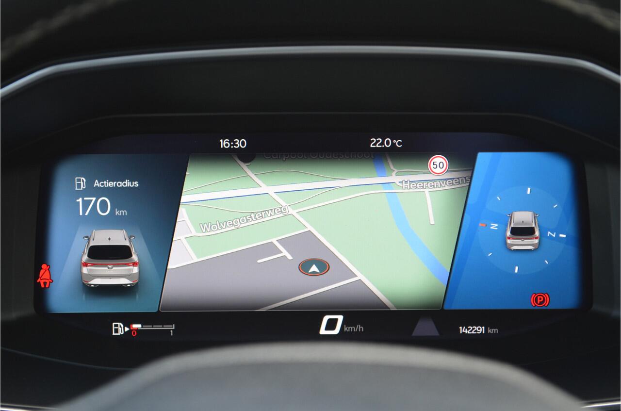 Seat LEON Sportstourer 1.5 TSI Virtual cockpit | Carplay | Adaptive cruise | LMV |