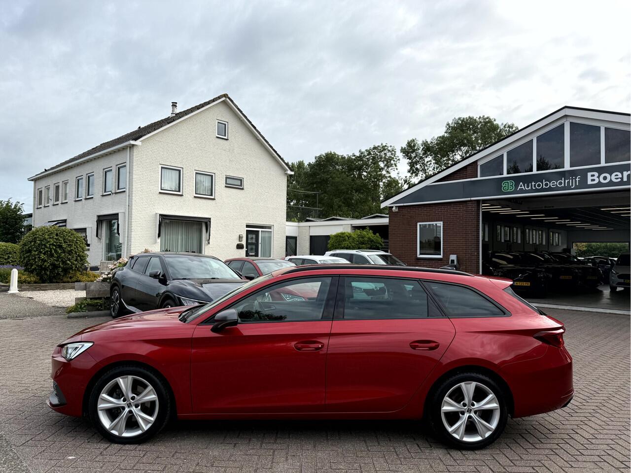 Seat LEON Sportstourer 1.5 eTSI FR Launch Edition Virt.Cockpit, 17''Lmv, App Connect, Sfeer Verlichting