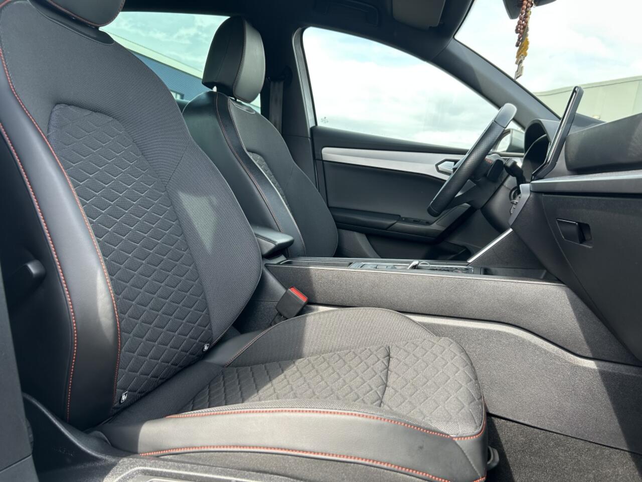 Seat LEON 1.5 eTSI FR LaunchEd