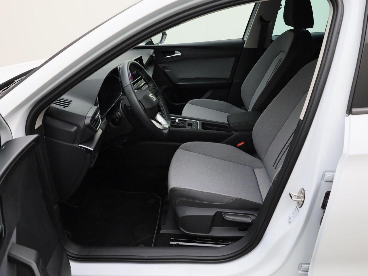 Seat LEON Sportstourer 1.5eTSI/150PK Style DSG · Camera + Parkeersensoren · Keyless · Apple/Android Car Play · Garantie tot maart 2029 · TOPDEAL