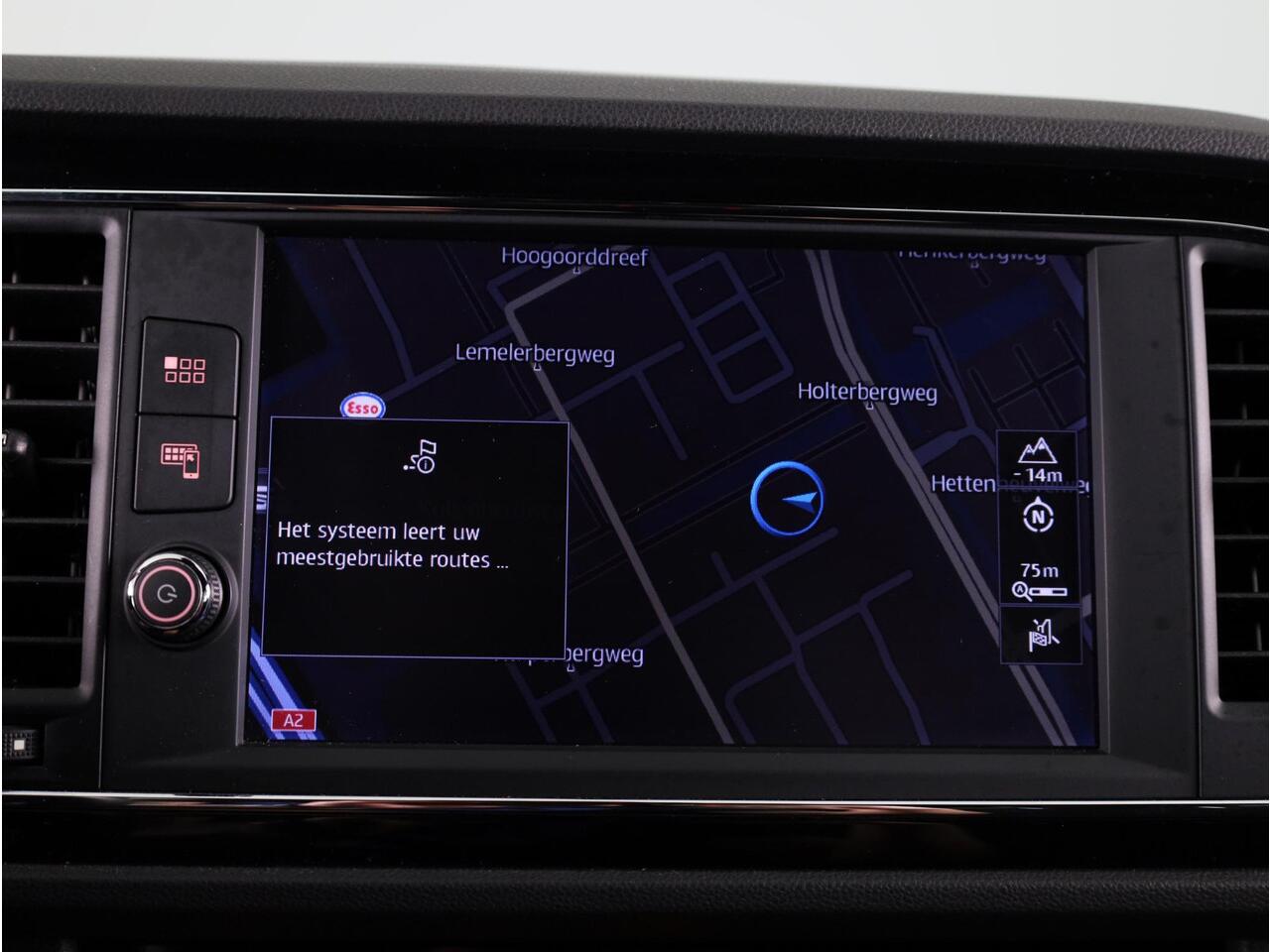 Seat LEON 1.4 EcoTSI FR Business Intense 110pk | Navigatie | Led koplampen | Apple Carplay /-Andriod auto | Climatronic