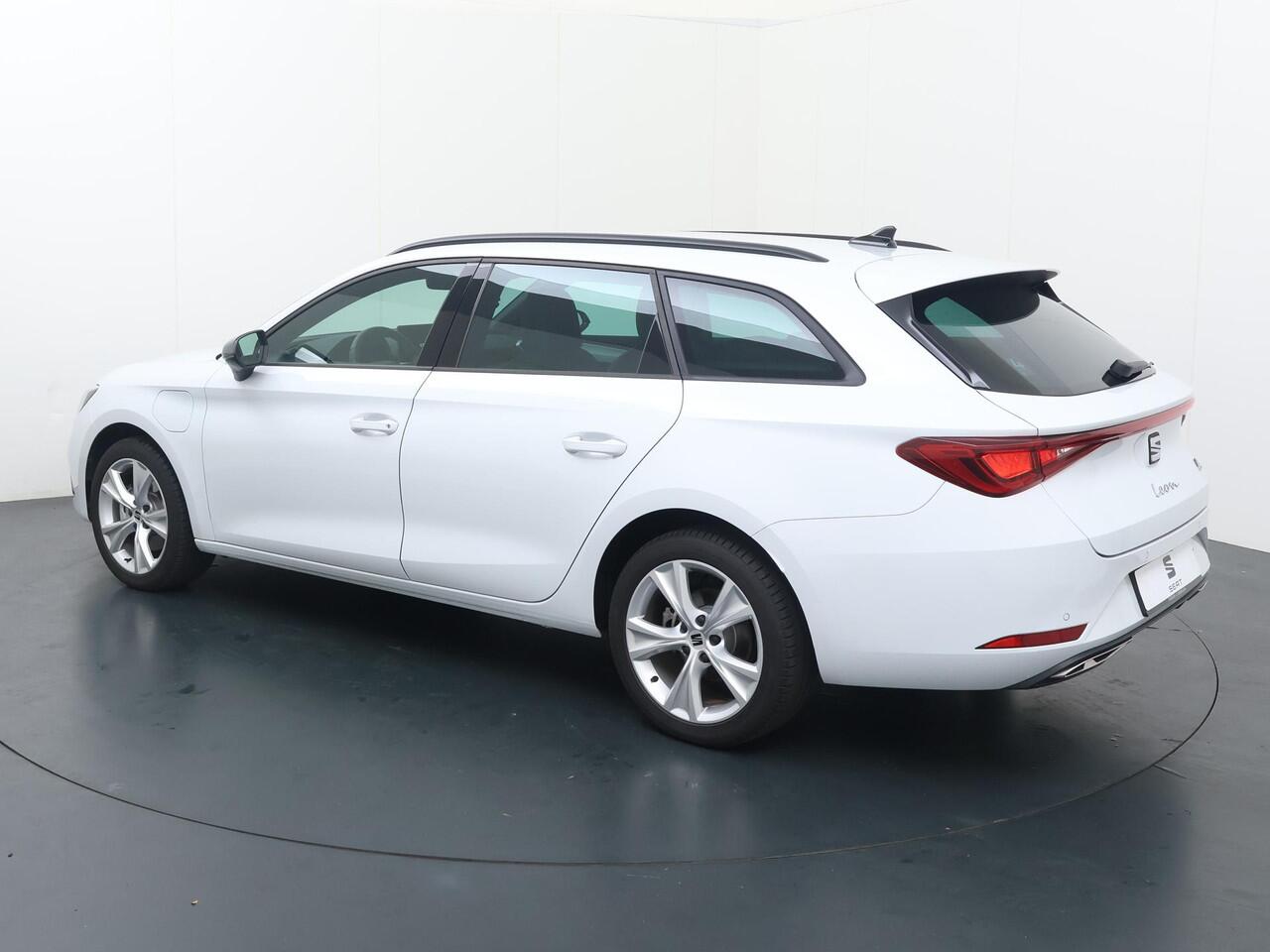 Seat LEON Sportstourer FR PHEV First Edition 1.5 TSI eHybrid 150kW / 204p k Stationwagen 6 versn. DSG