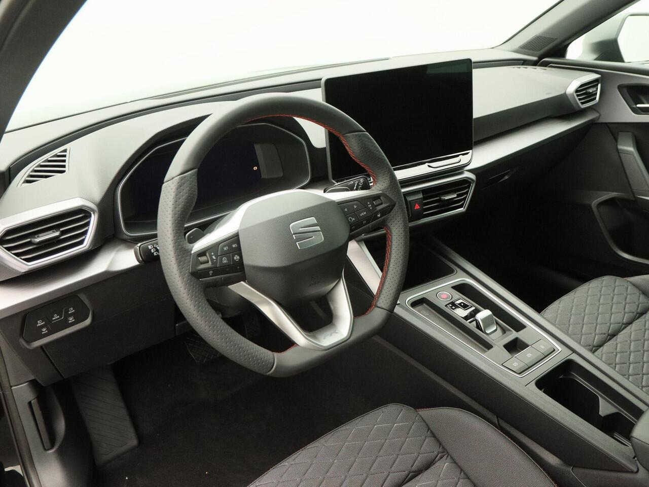 Seat LEON Sportstourer FR Business 1.5 TSI eHybrid PHEV 204pk | Trekhaak | Keyless | Stoelverwarming | Achteruitrijcamera