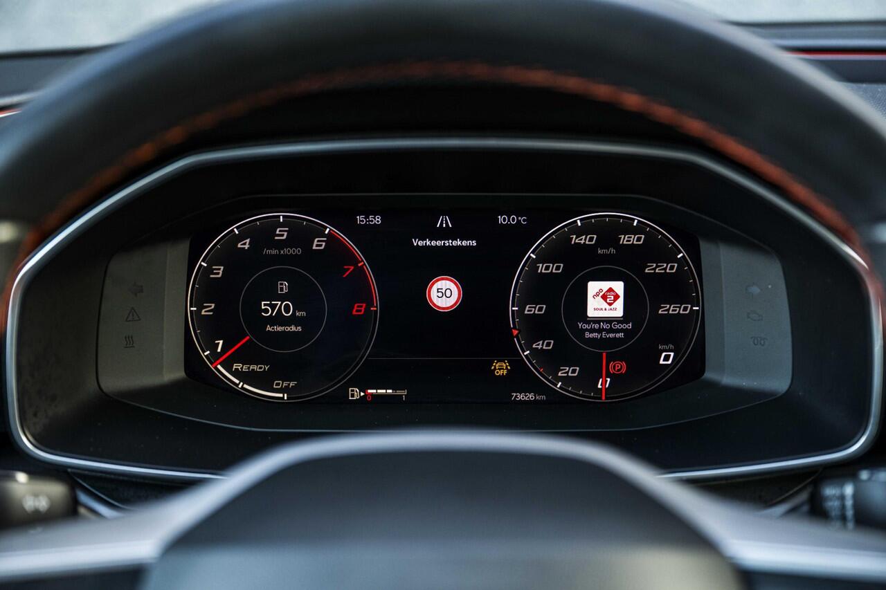 Seat LEON 1.5 TSi 150 pk FR Launch Edition | Virtual Cockpit | Signature LED