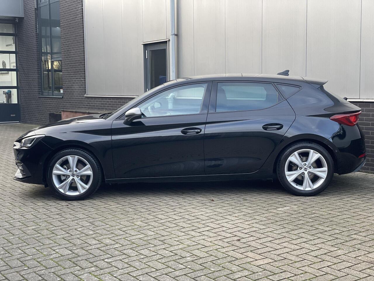 Seat LEON 1.0 TSI FR PANO / CARPLAY / LED