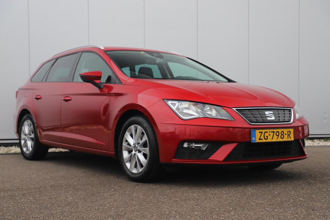 Seat LEON ST 1.0 EcoTSI Style Business Intense DSG Automaat Navigatie Achteruitrijcamera Carplay Android Climate Cruise Control Rijstrooksensor