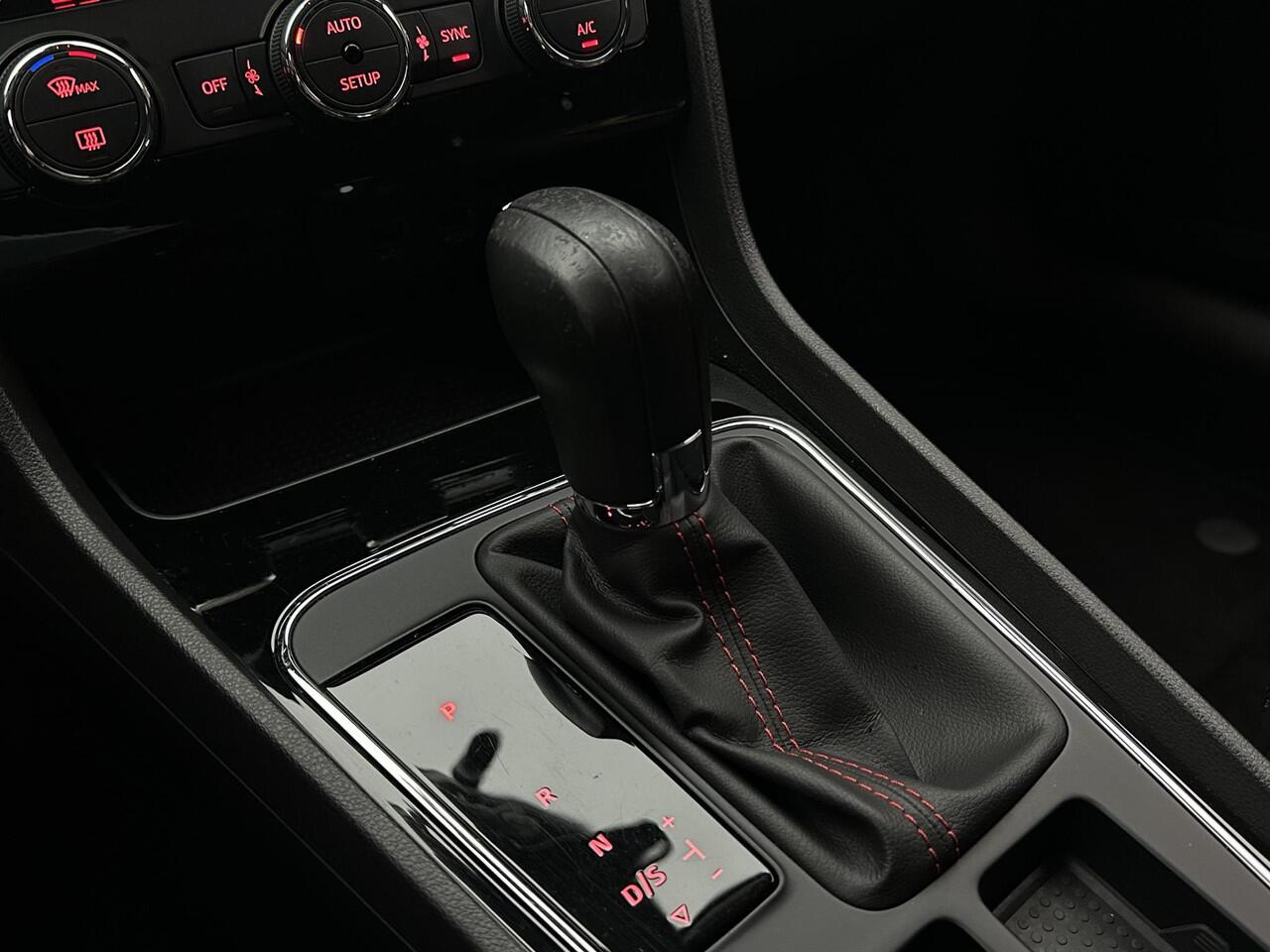 Seat LEON 2.0TSI FR DSG SportUitlaat Led