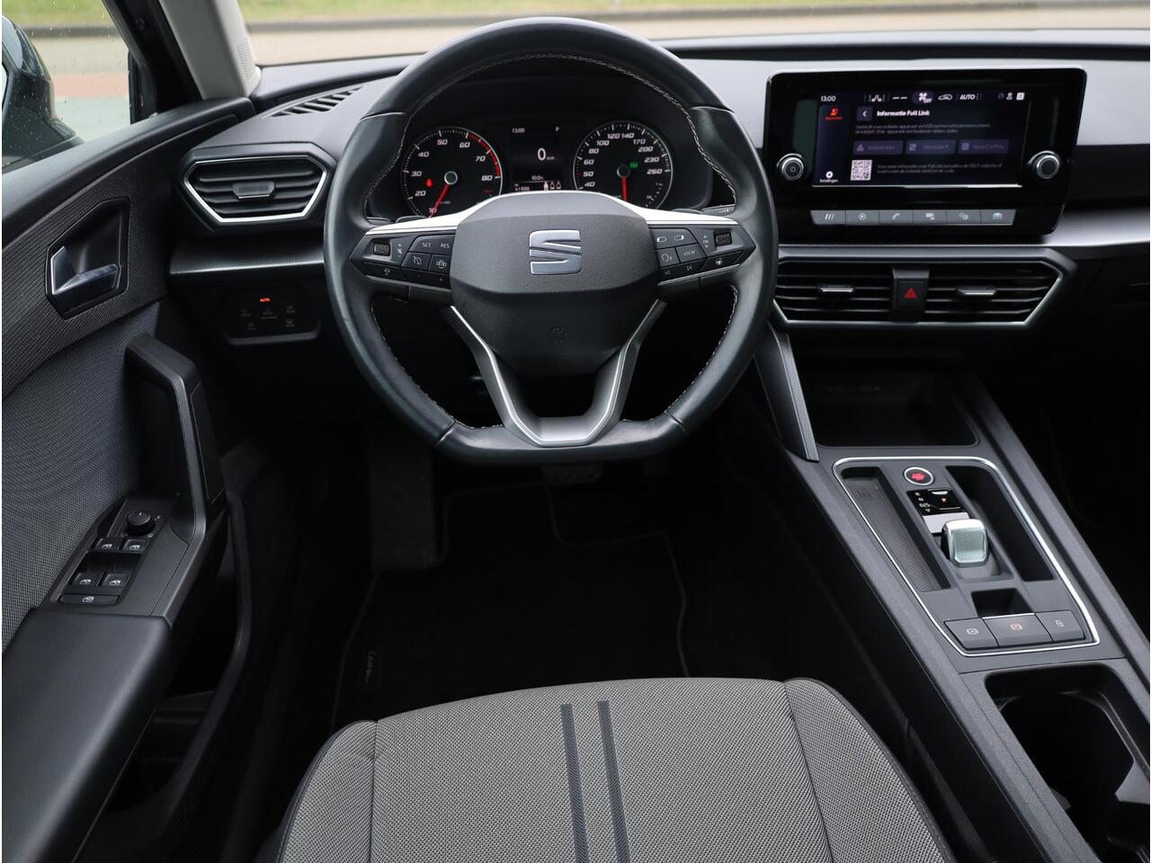 Seat LEON 1.0 eTSI Adaptive Cruise | Stoel&Stuurverwarming | Full Link/Carplay | Getint glas |