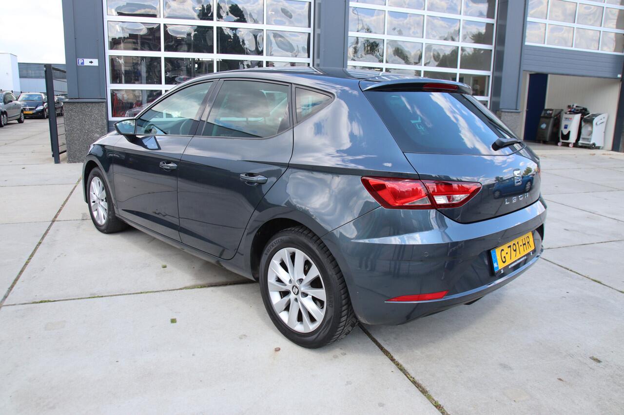 Seat LEON 1.0 EcoTSI Style Business Intense Carplay, 2x PDC, NL Auto Aanbieding!