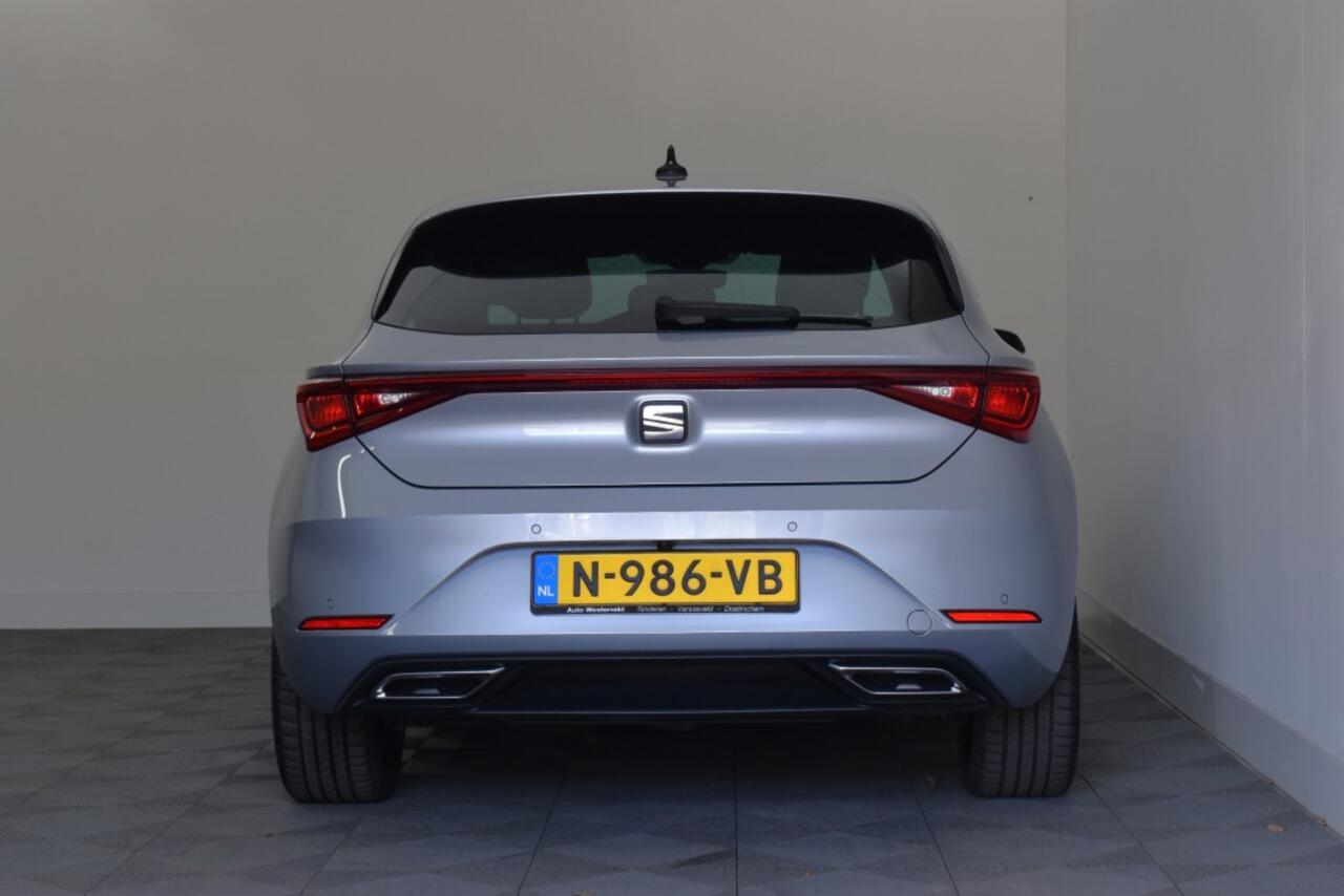 Seat LEON 1.0 eTSI 110PK FR Business Intense Automaat