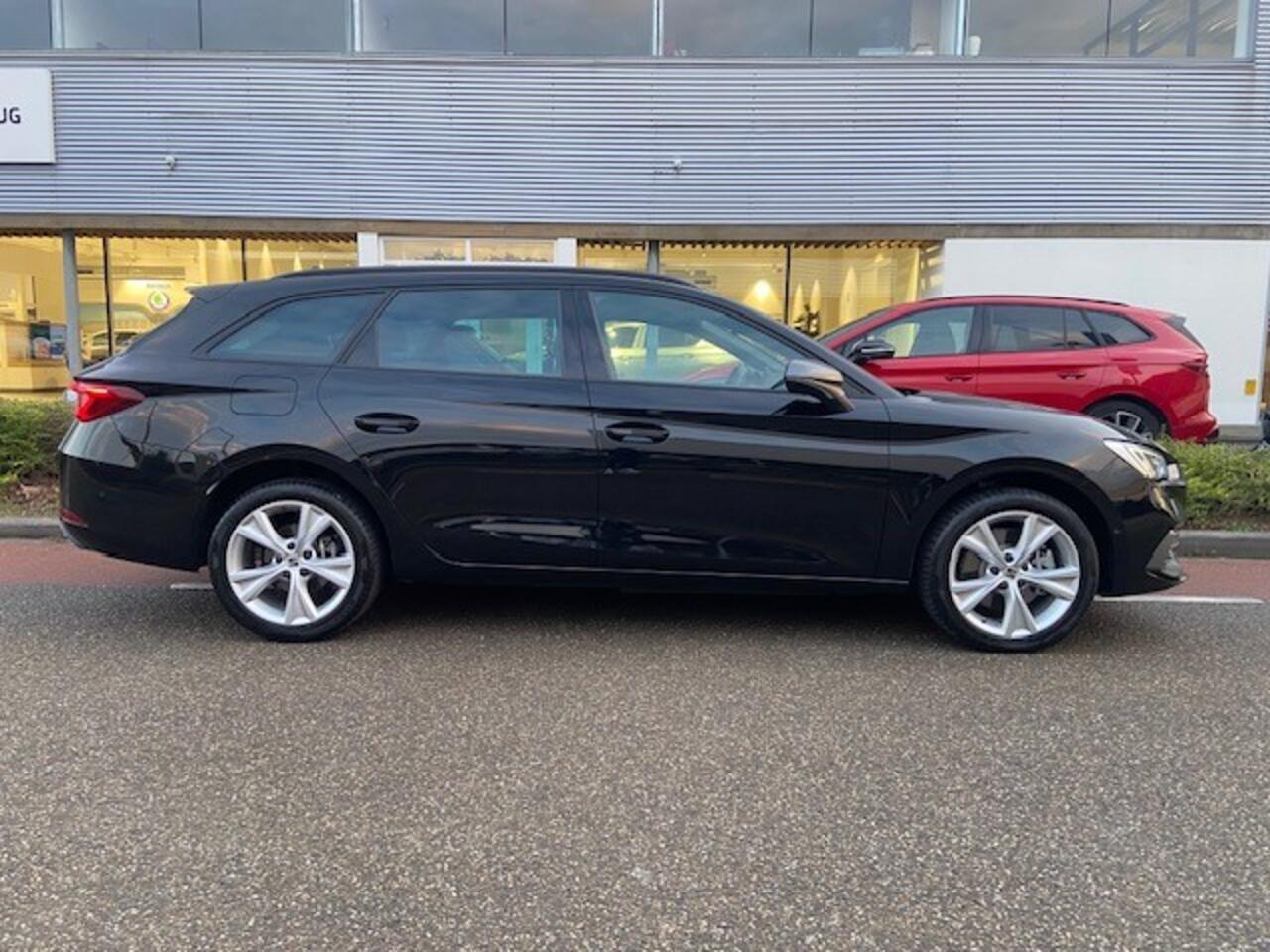 Seat LEON Sportstourer 1.5 TSI e-Hybrid FR Business / Achteruitrijcamera / App Connect / Virtual Cockpit