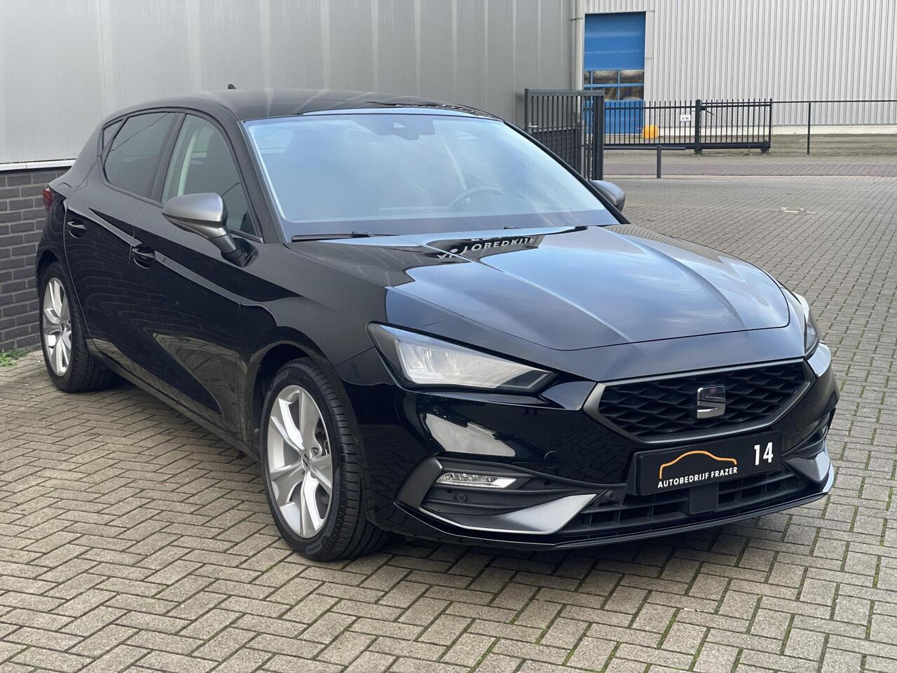 Seat LEON 1.0 TSI FR PANO / CARPLAY / LED