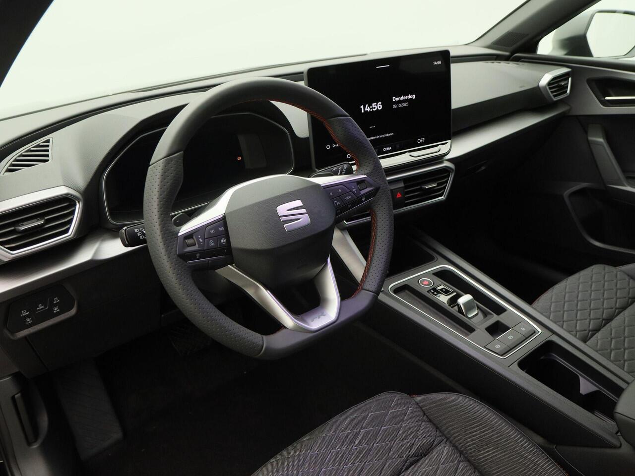 Seat LEON Sportstourer FR Business 1.5 TSI eHybrid PHEV 204pk | Trekhaak | Navigatie | Stoelverwarming | Keyless