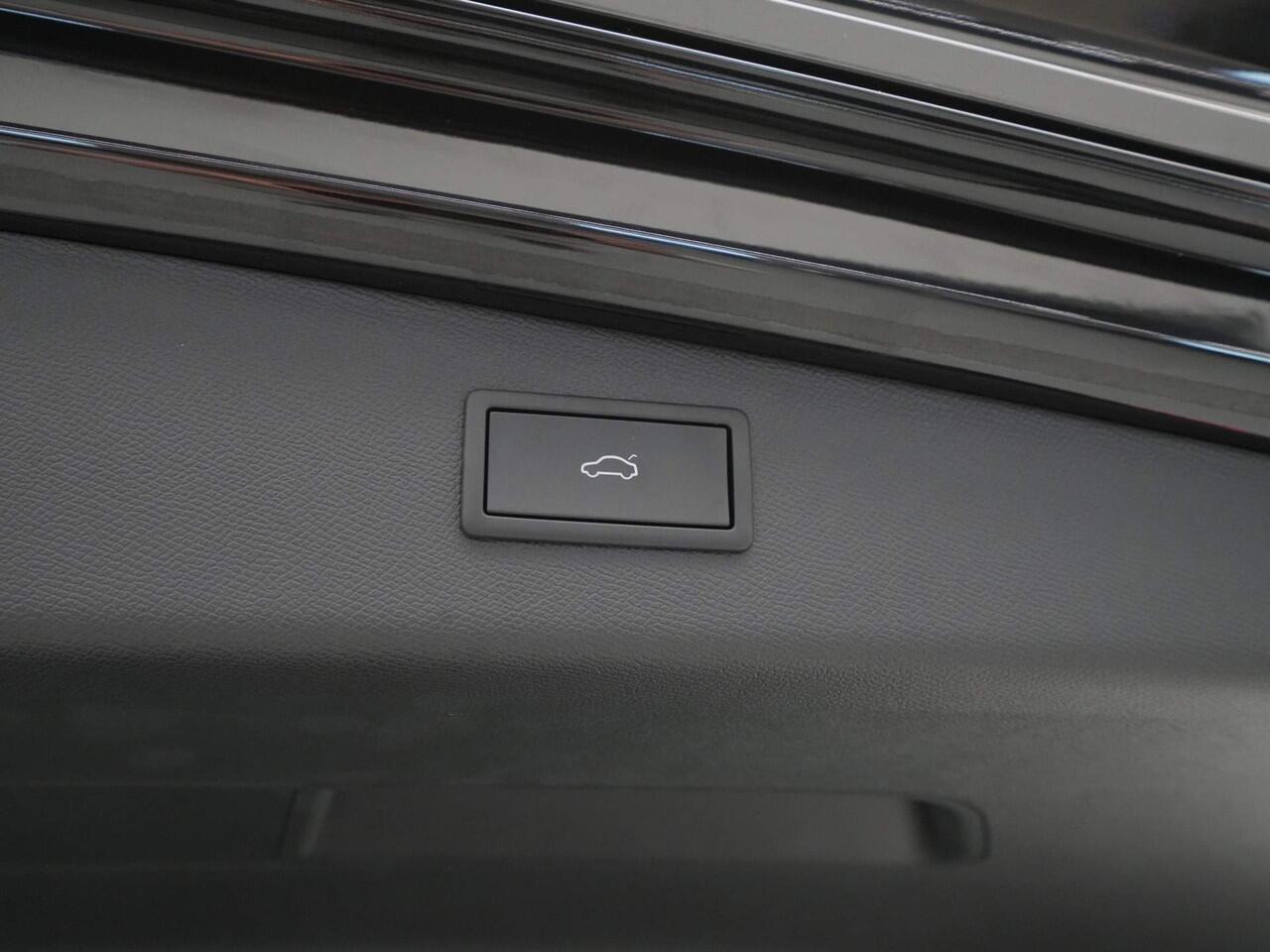 Seat LEON Sportstourer 1.5 eTSI FR Business Intense DSG Navi, Digitaal cockpit, sportvelgen, sportstoelen *EXTRA VOORDEEL*