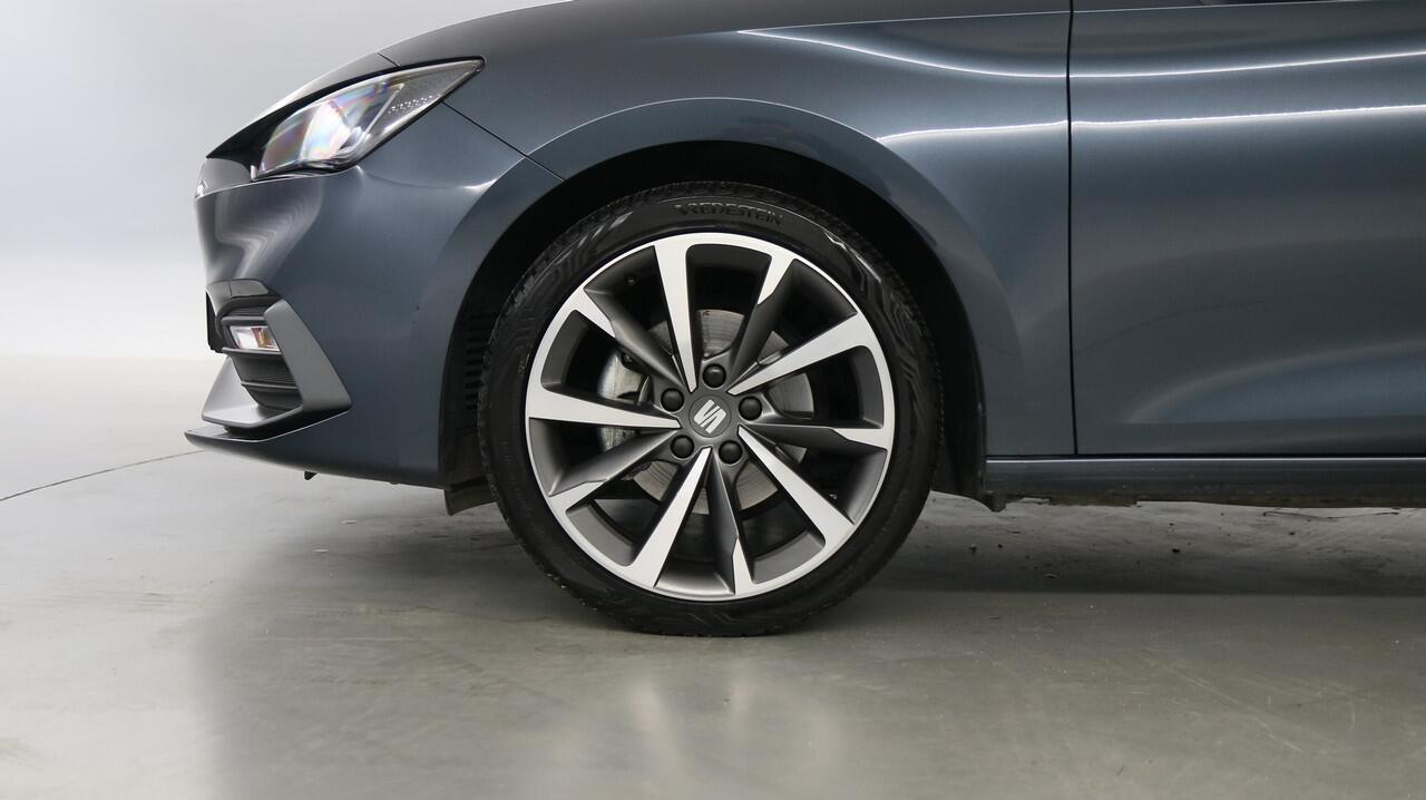 Seat LEON Sportstourer 1.0 TSI FR 110pk Business DSG / Navigatie / App connect / Cruise control