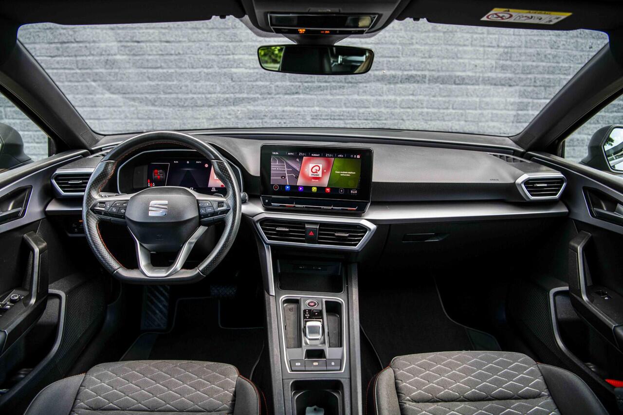 Seat LEON Sportstourer 1.0 TSi 110 pk FR Business Intense | 18 " | Camera | Full Link