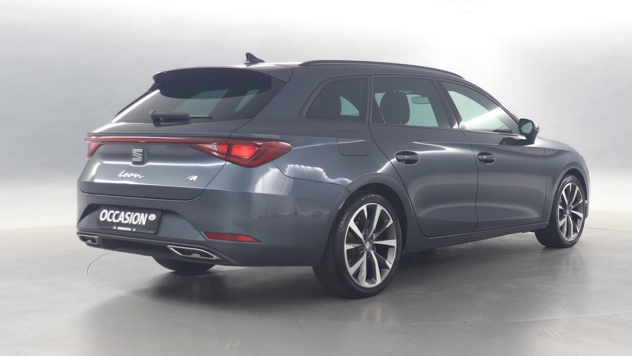 Seat LEON Sportstourer 1.0 TSI FR 110pk Business DSG / Navigatie / App connect / Cruise control