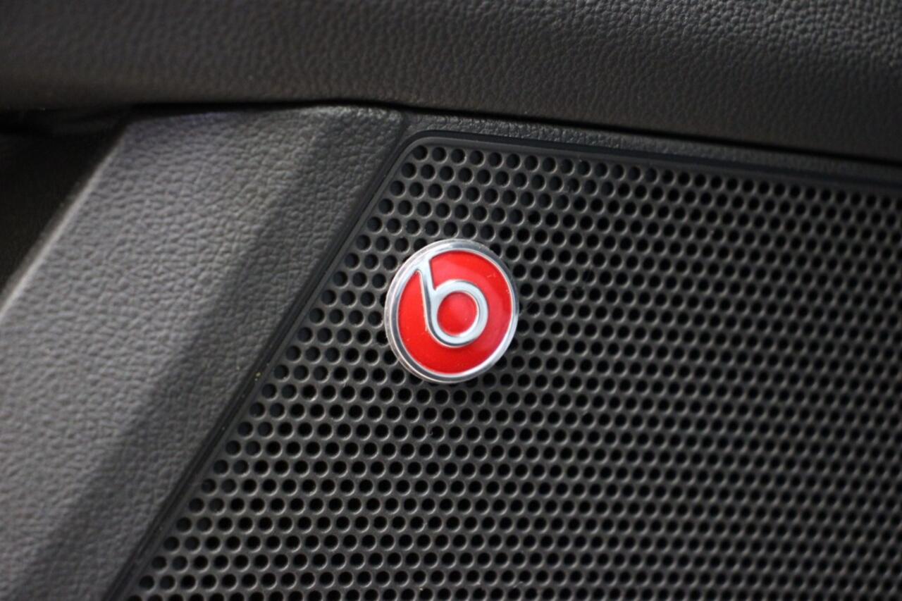 Seat LEON ST 1.5 TSI FR Ultimate Edition - Digitaal cockpit, Carplay, Cruise, Navi, Camera, Trekhaak, Beats, Stoelverw.