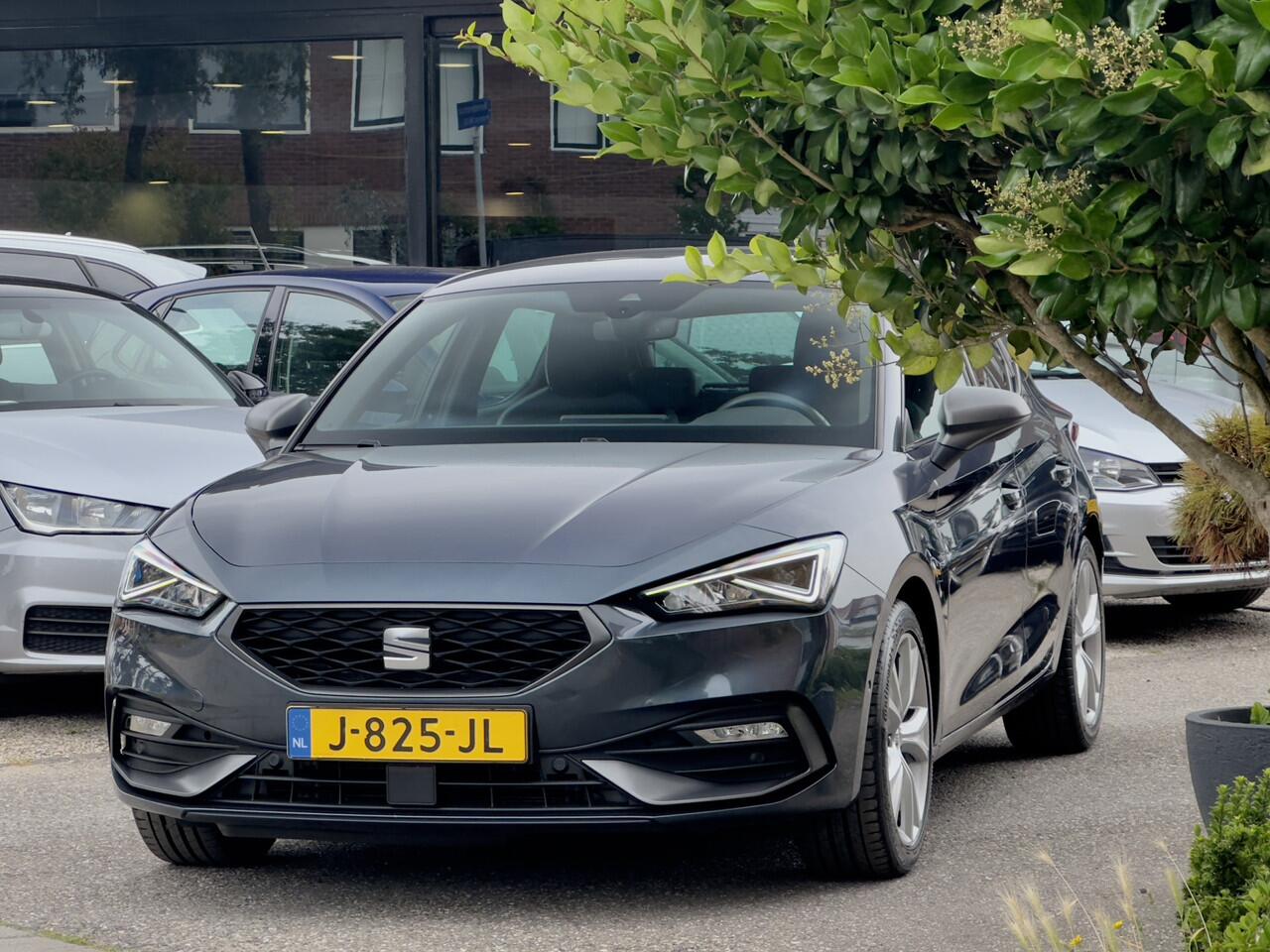 Seat LEON 1.0 TSI ACTIE! BETAAL NU 50% 8950 DE REST IN 2JR RENTEVRIJ FINANCIEREN